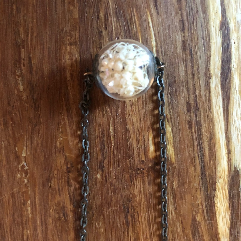 Baby’s breath dark metal necklace